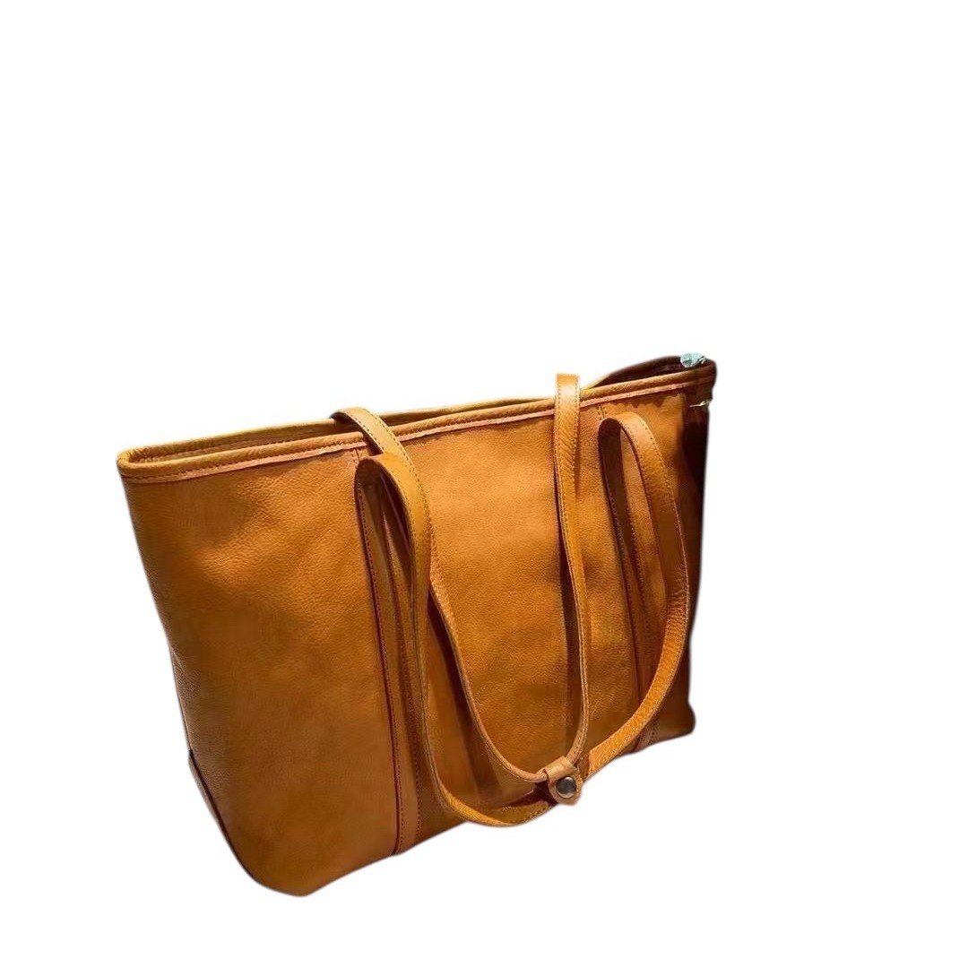 Lumen Hobo Bag — detail view